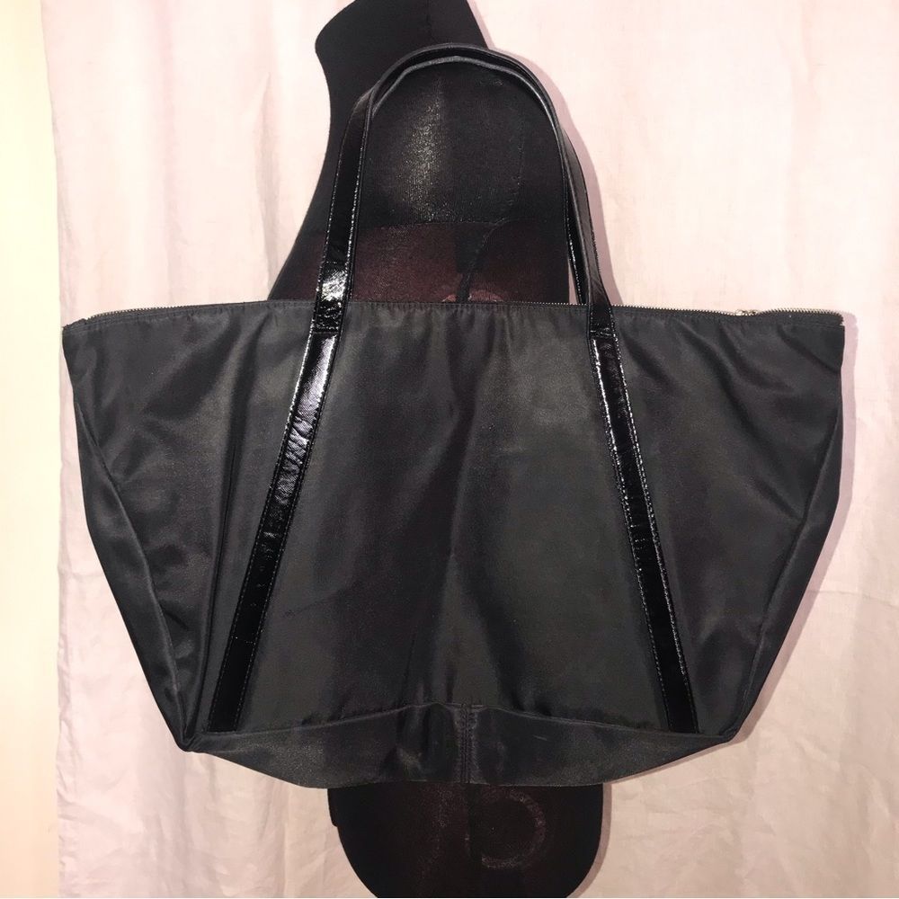 🥰just in 🥰Givenchy  perfume tote
